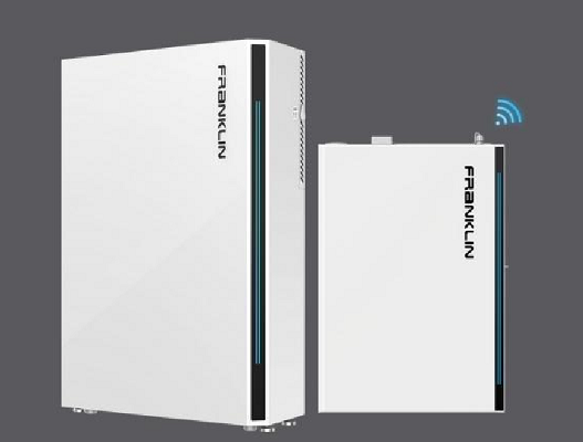 FranklinWH aGate controller managing solar, grid, and battery sources